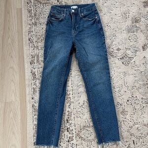 Good American Good Classic Raw Hem High Rise Jeans Style GCH086TFT Size 26